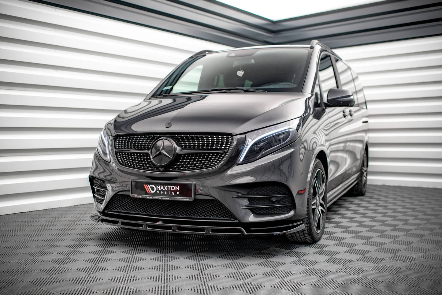 Forreste splitter V.5 Mercedes-Benz V-Class AMG-Line W447