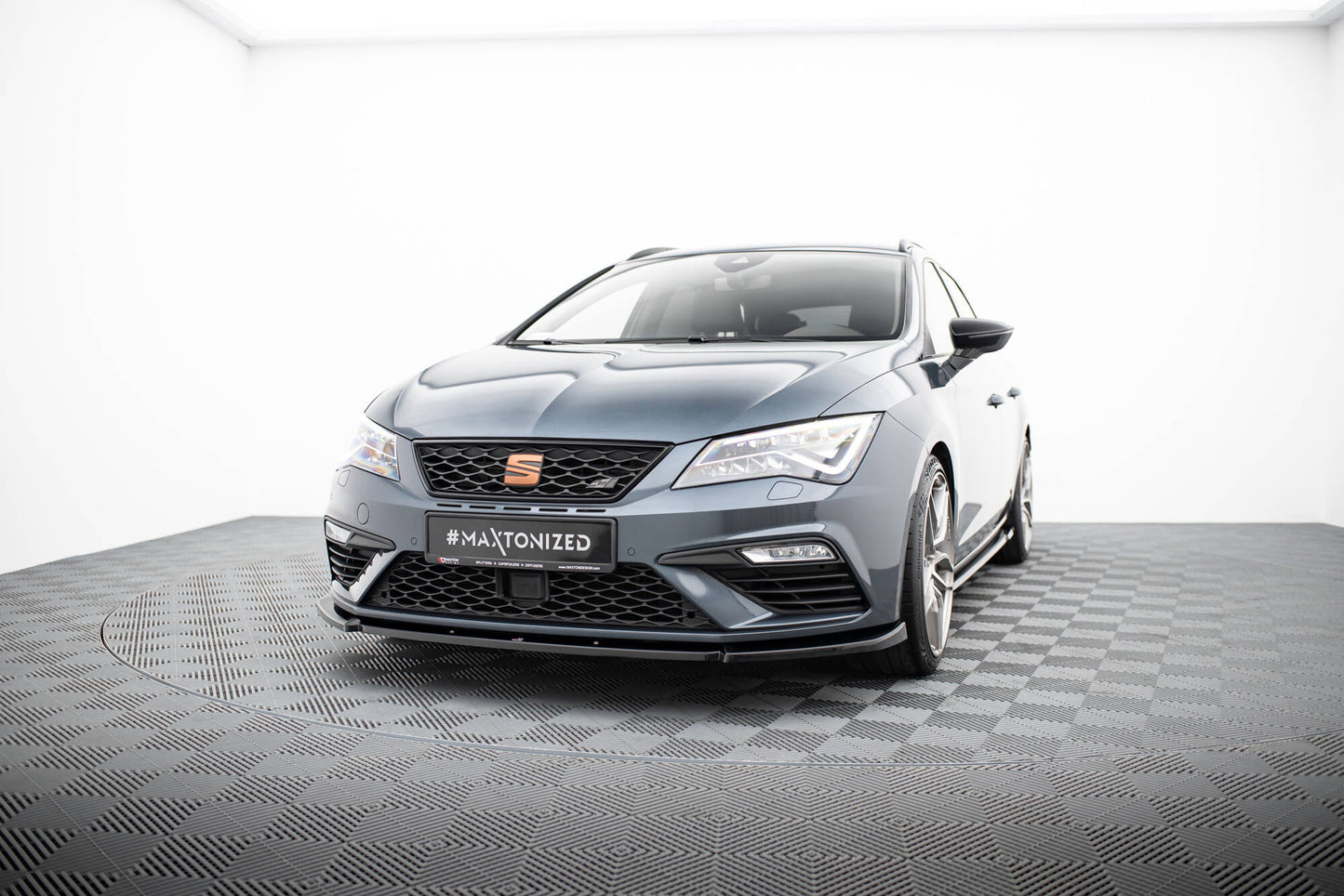 Forreste splitter V.6 Seat Leon Cupra / FR Mk3 FL