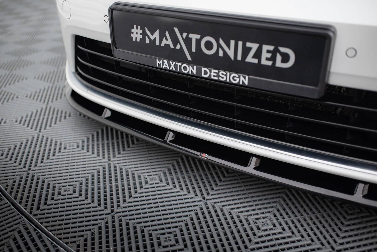 Forreste splitter V.6 Volkswagen Golf R / R-Line Mk7