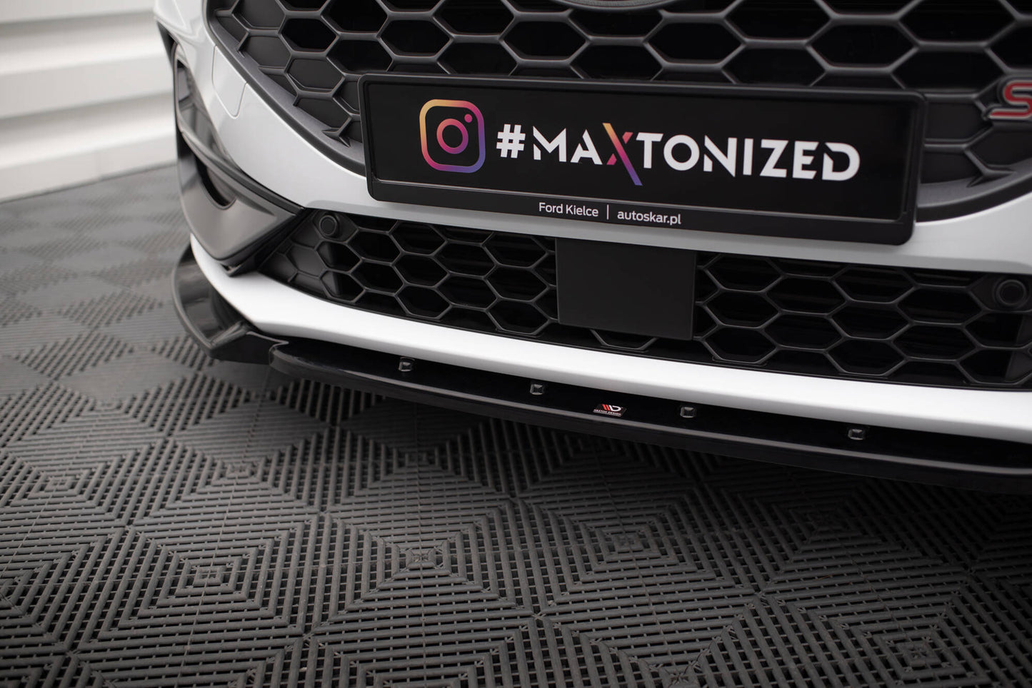Forreste splitter V.7 Ford Focus ST / ST-Line Mk4 Facelift