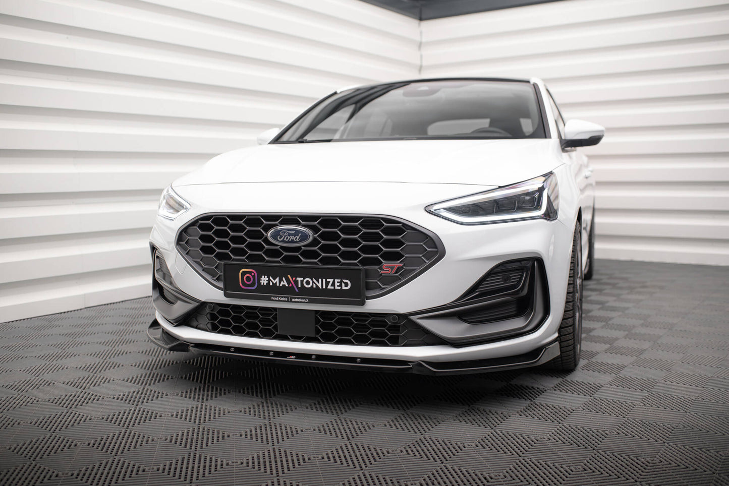 Forreste splitter V.7 Ford Focus ST / ST-Line Mk4 Facelift