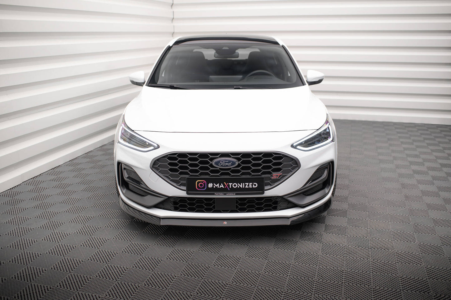 Forreste splitter V.8 Ford Focus ST / ST-Line Mk4 Facelift