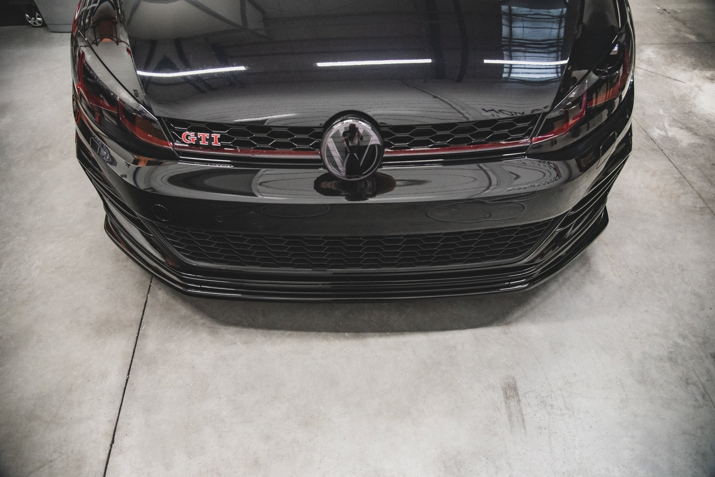 Forreste splitter VW Golf 7 GTI TCR