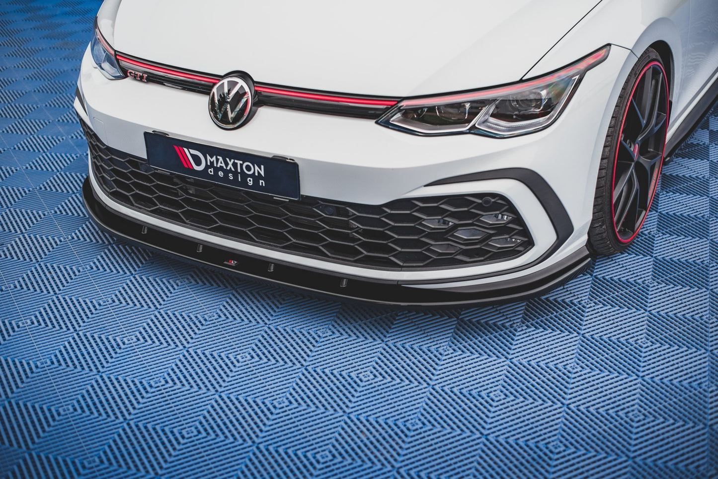 Forreste splitter Volkswagen Golf GTI / GTE / GTD / R-Line Mk8