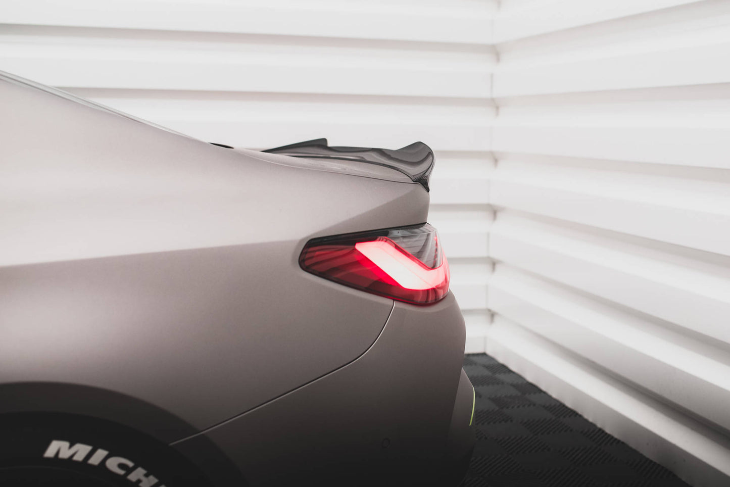Spoiler bagklap Prepreg kulfiber BMW M4 G82 / G82 Facelift / M440i / 4 M-Pack G22 / G22 Facelift