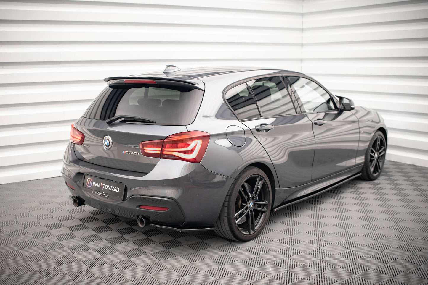 Bagerste sidesplitter BMW 1 F20/F21 M-Power (FACELIFT)