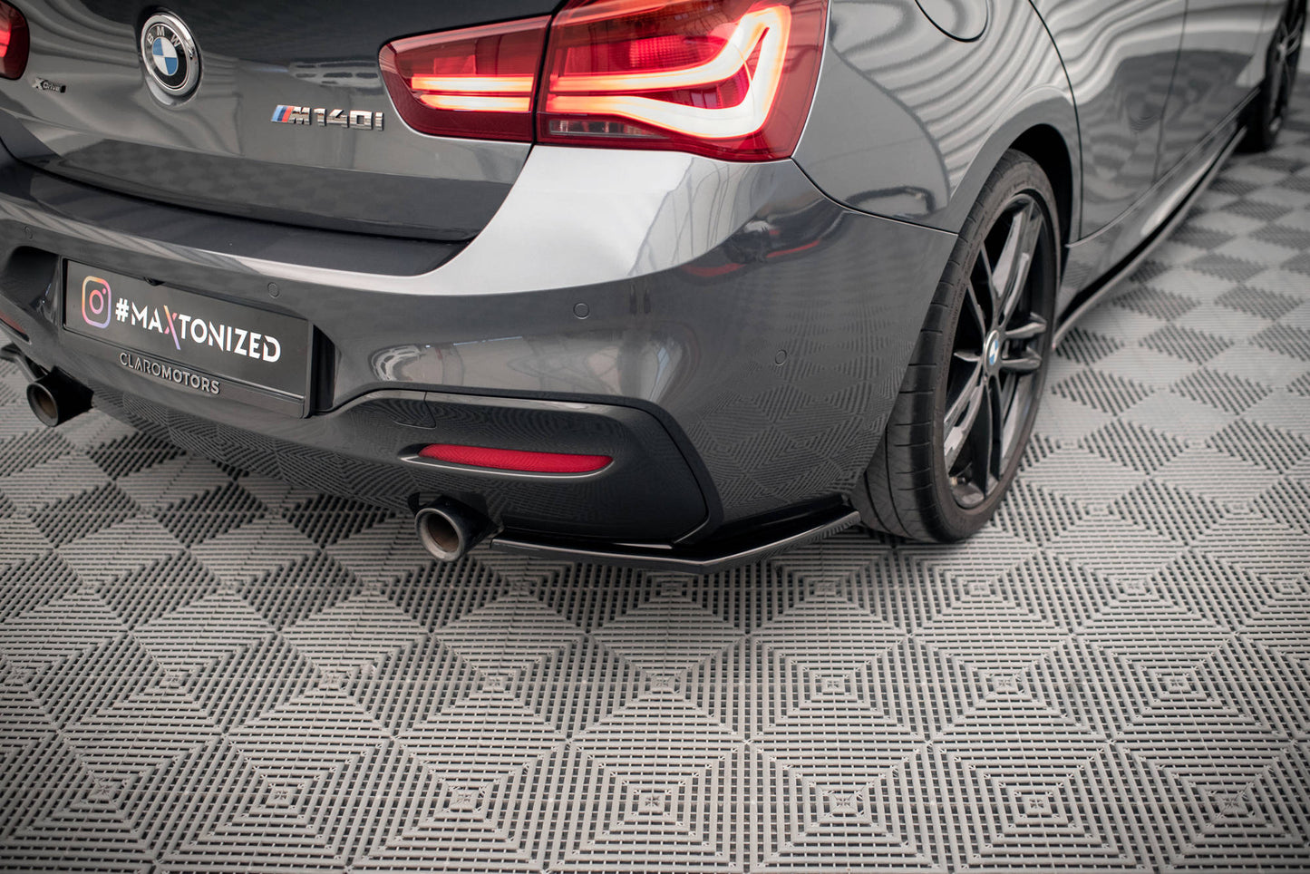 Bagerste sidesplitter BMW 1 F20/F21 M-Power (FACELIFT)