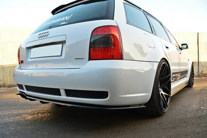 Bagerste splitter AUDI RS4 B5 (Med en vertikal bar)