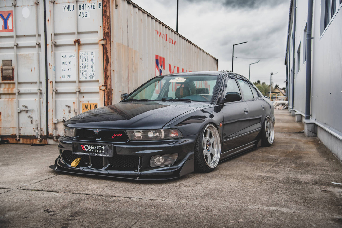 Forreste splitter Racing Mitsubishi Galant Avance Mk8