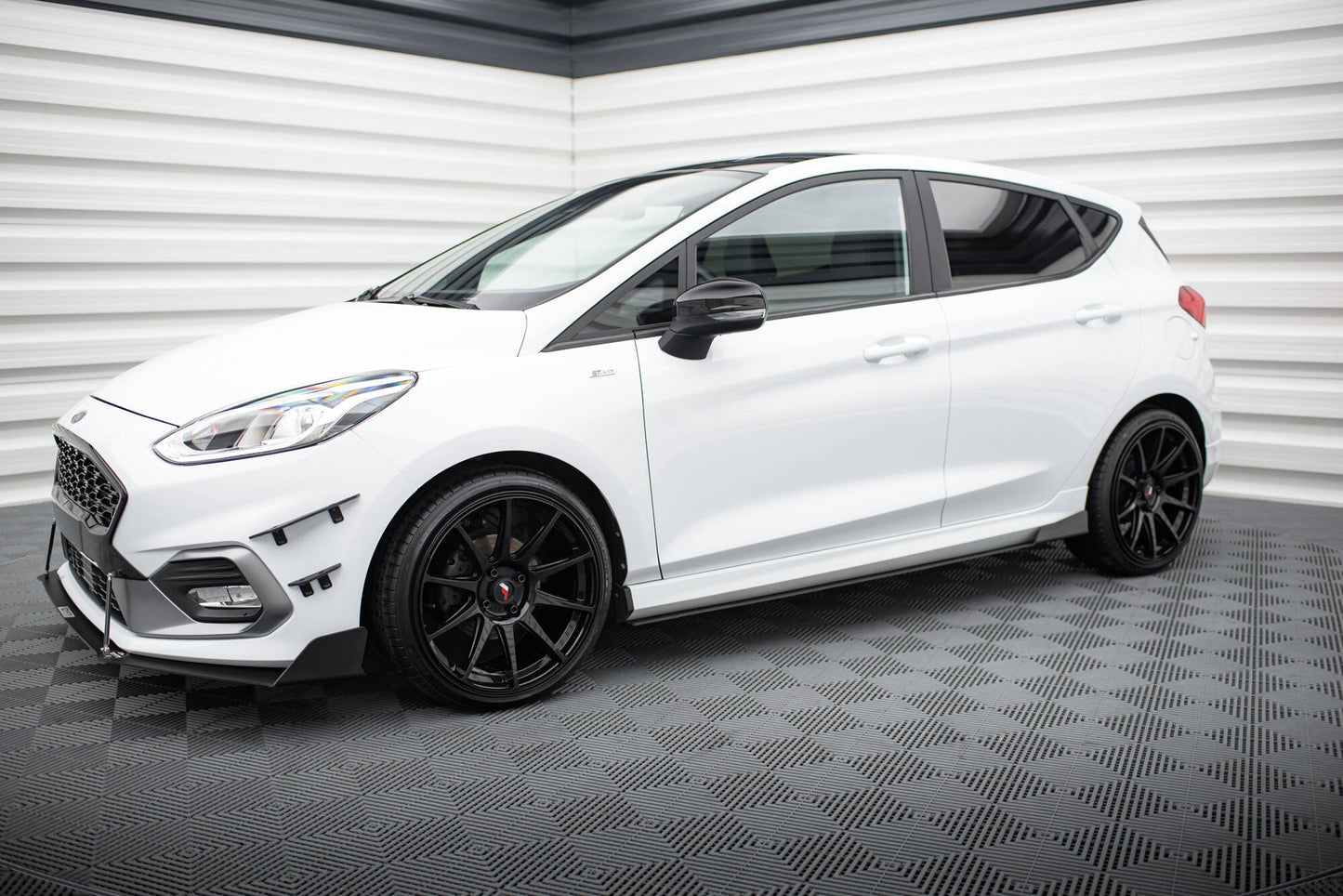 Sideskørter diffuser Racing V.1 Ford Fiesta Mk8 ST / ST-Line