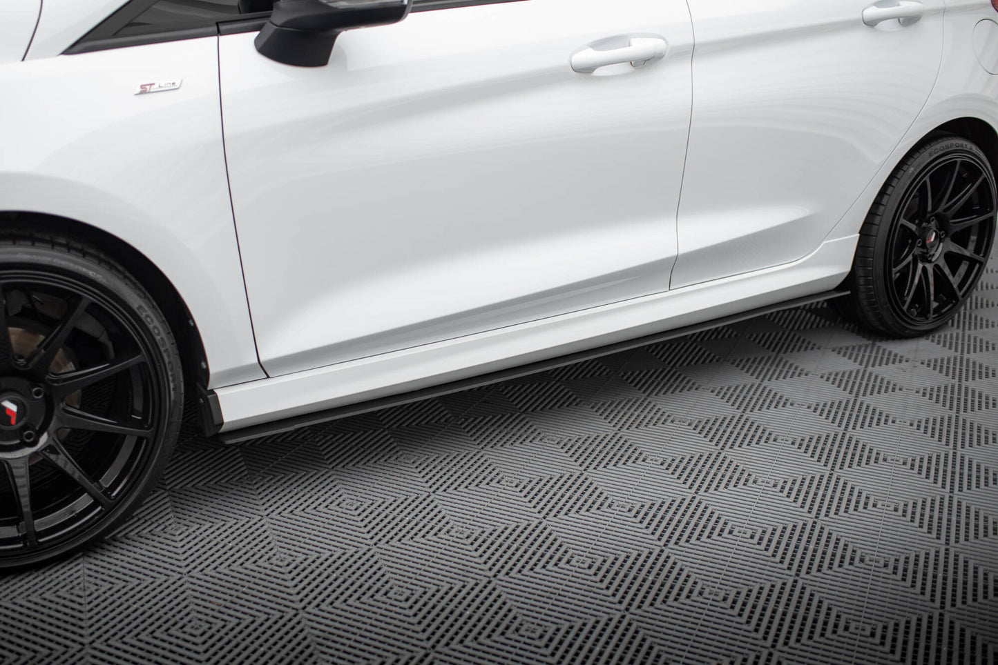 Sideskørter diffuser Racing V.2 Ford Fiesta Mk8 ST / ST-Line