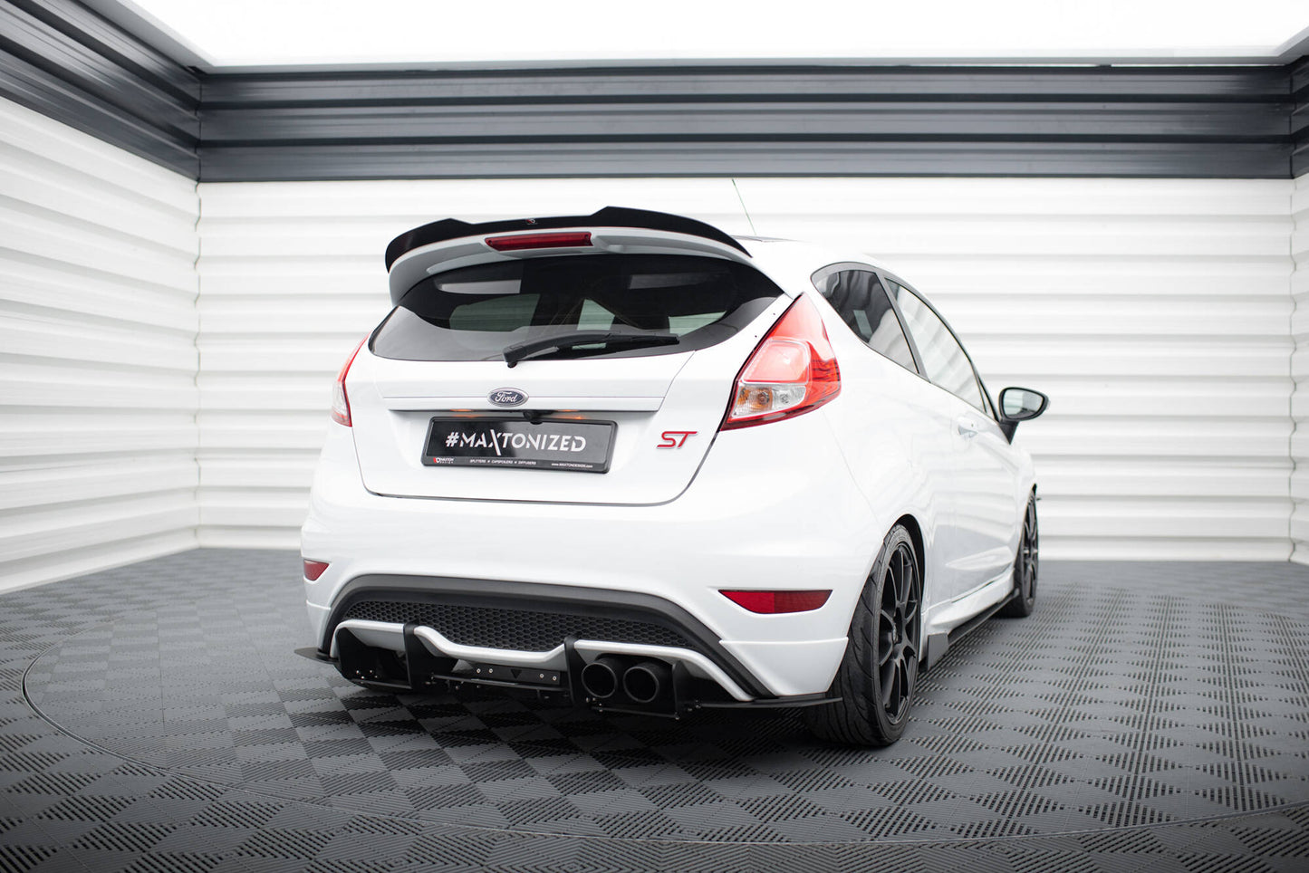 Bagerste diffuser V.2 Ford Fiesta Mk7 ST FL