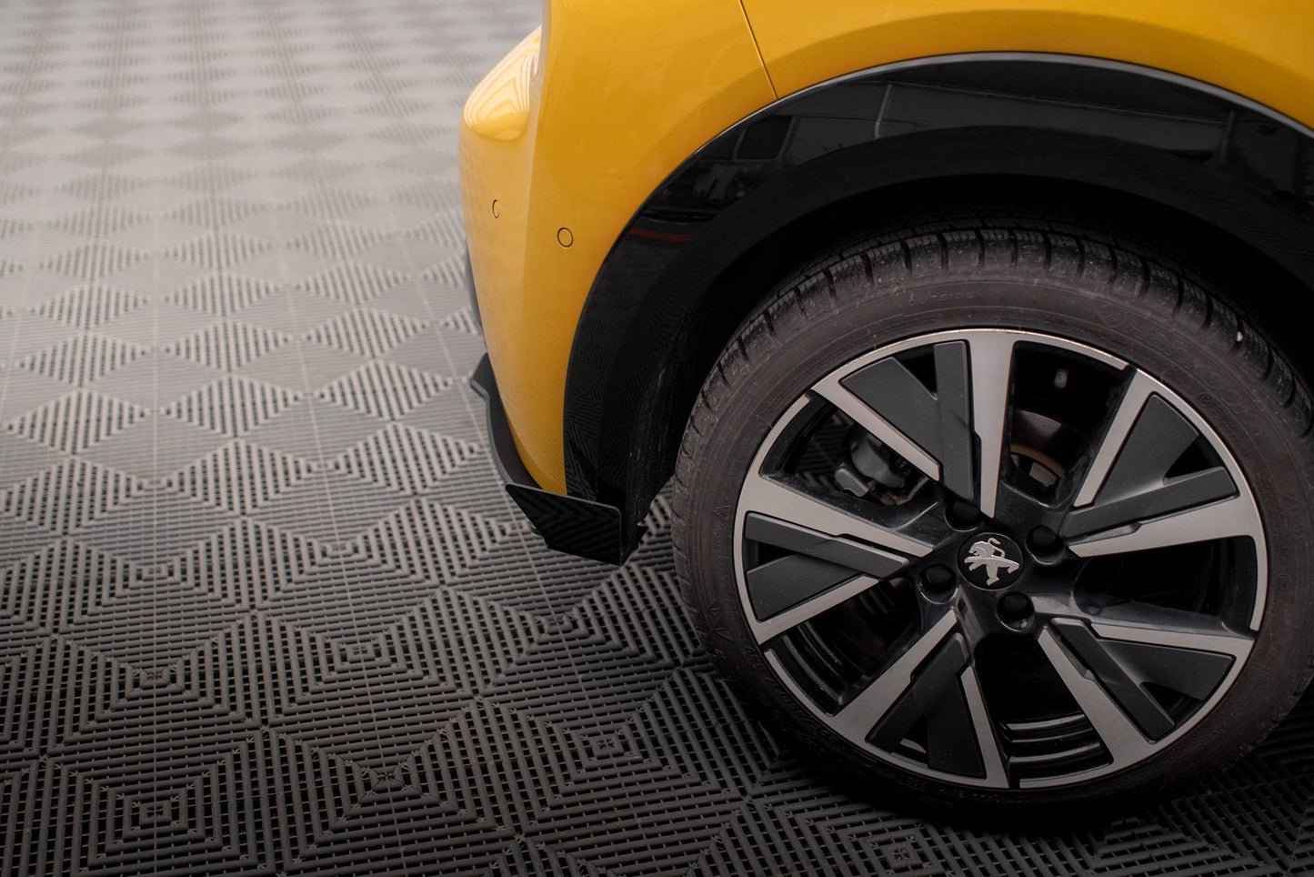 Bagerste side Flaps Peugeot 208 GT Mk2