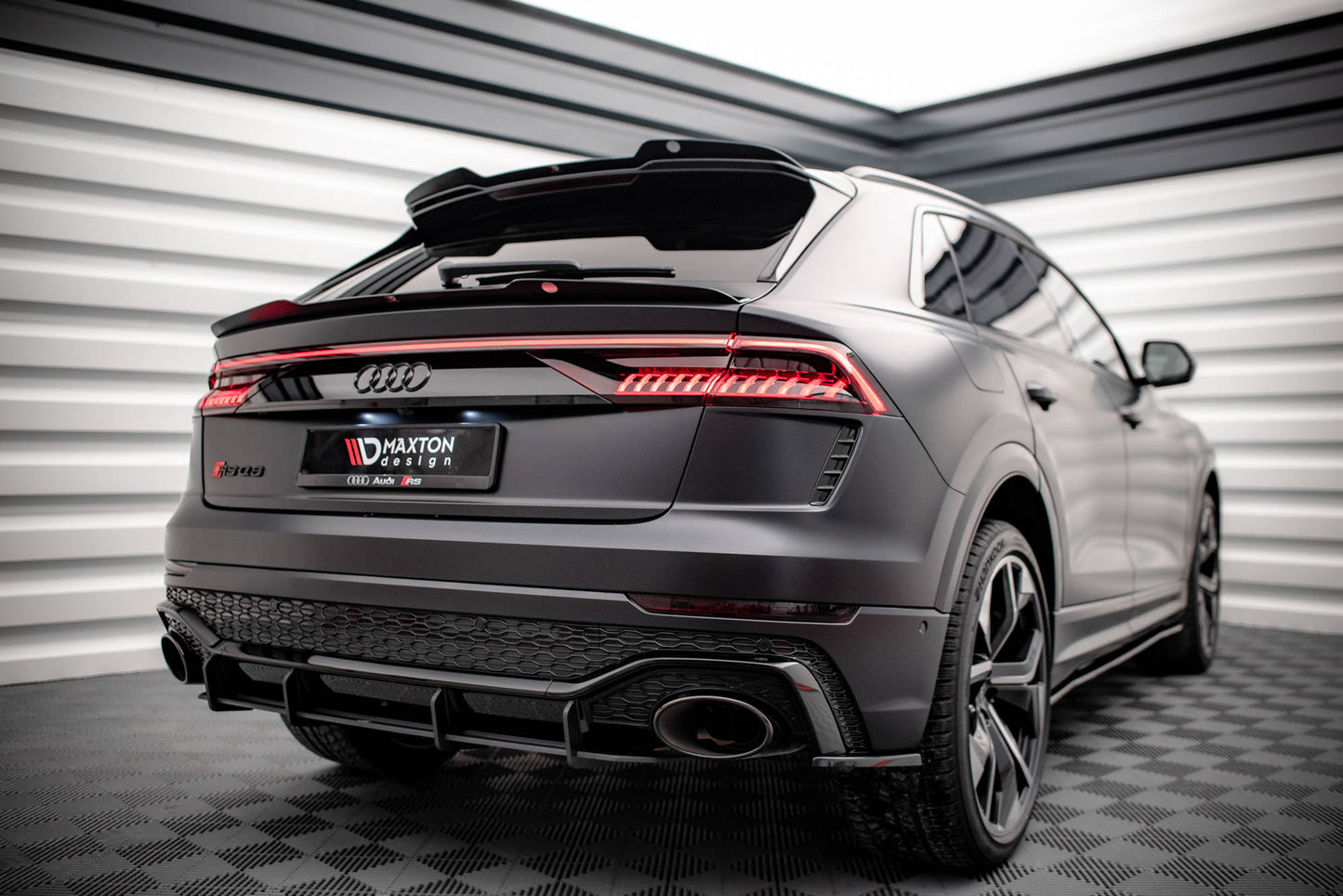 Bagerste sidesplitter Audi RSQ8 Mk1