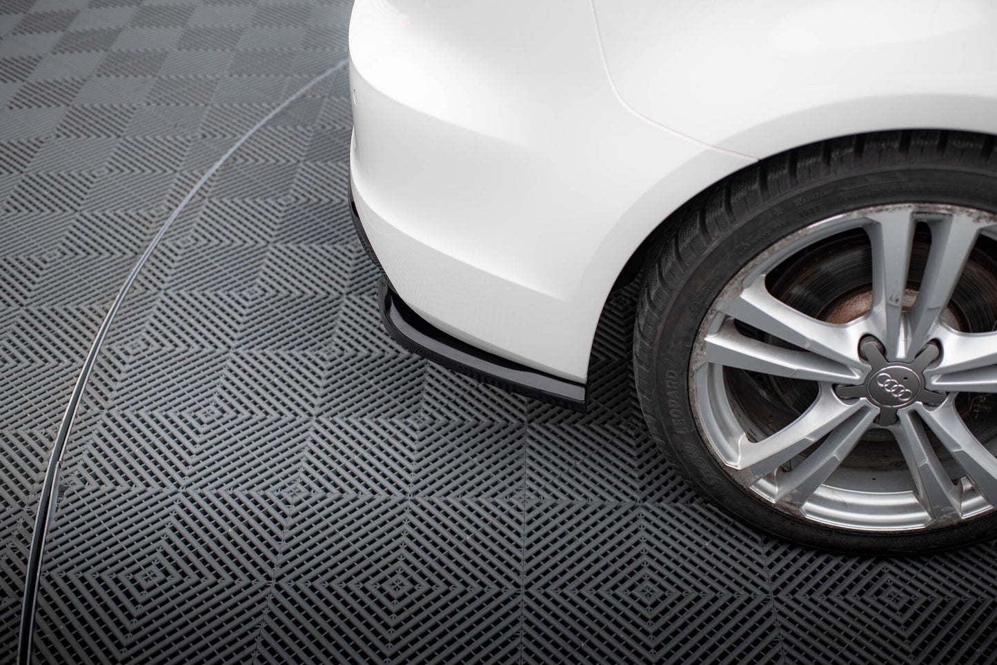 Bagerste sidesplitter Audi S3 Sportback 8V