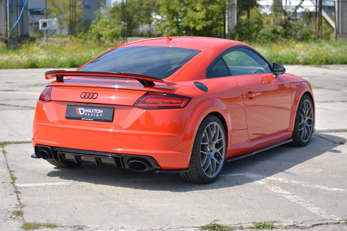 Bagerste sidesplitter Audi TT RS 8S
