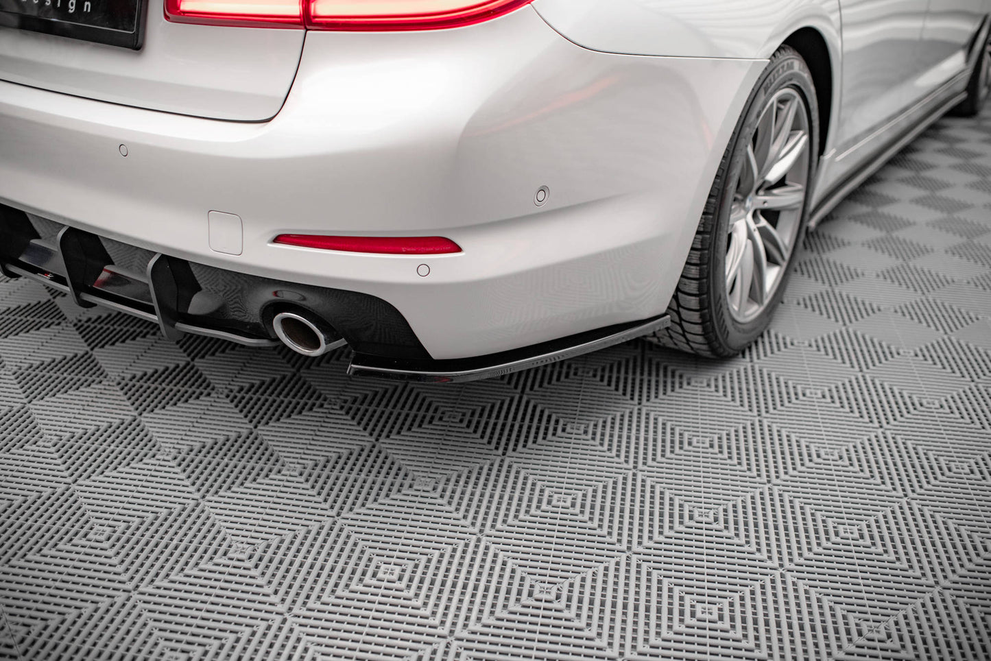 Bagerste sidesplitter BMW 5 G30