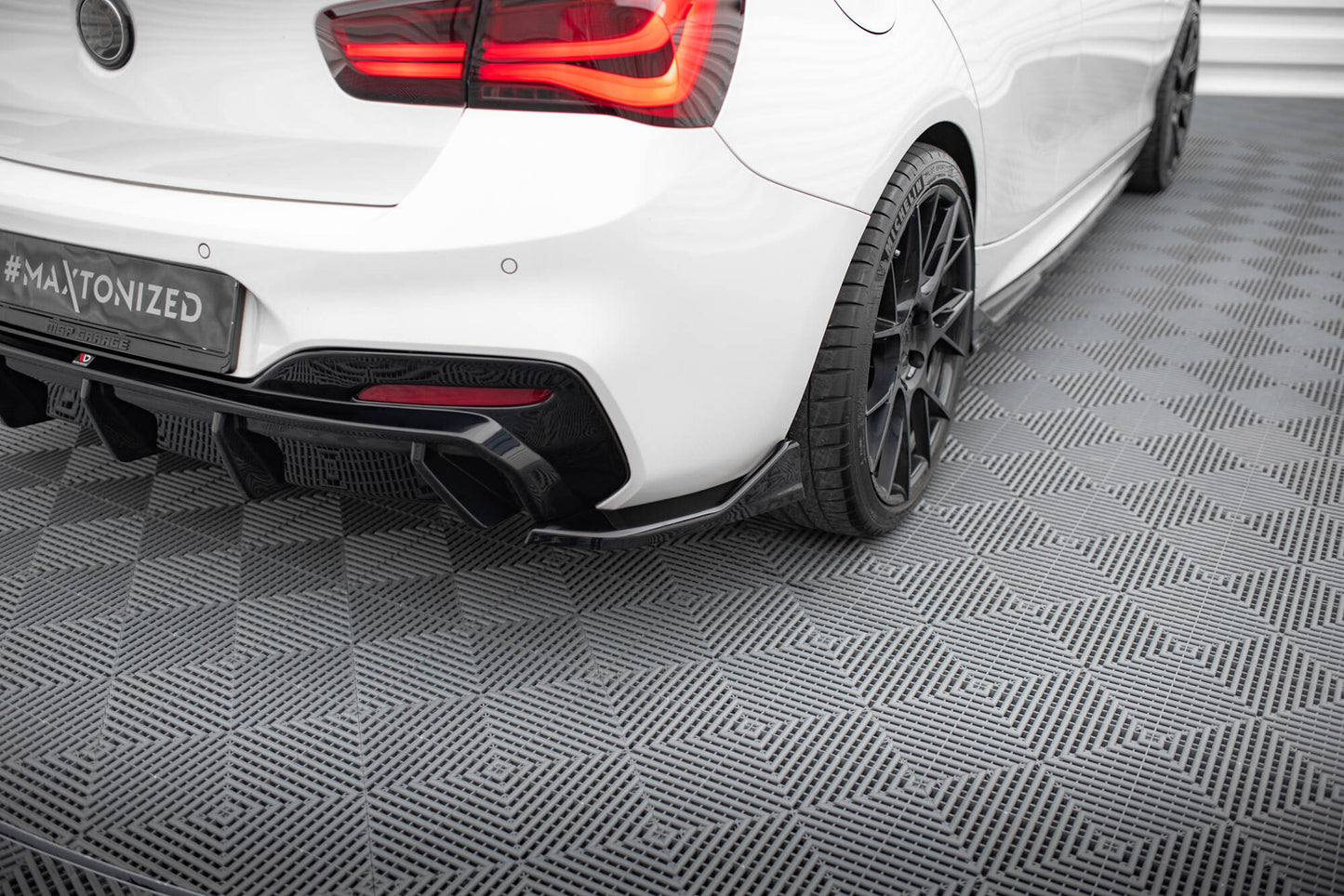 Bagerste sidesplitter (Til Bagerste diffuser V.3) BMW 1 M-Pack / M140i F20 Facelift
