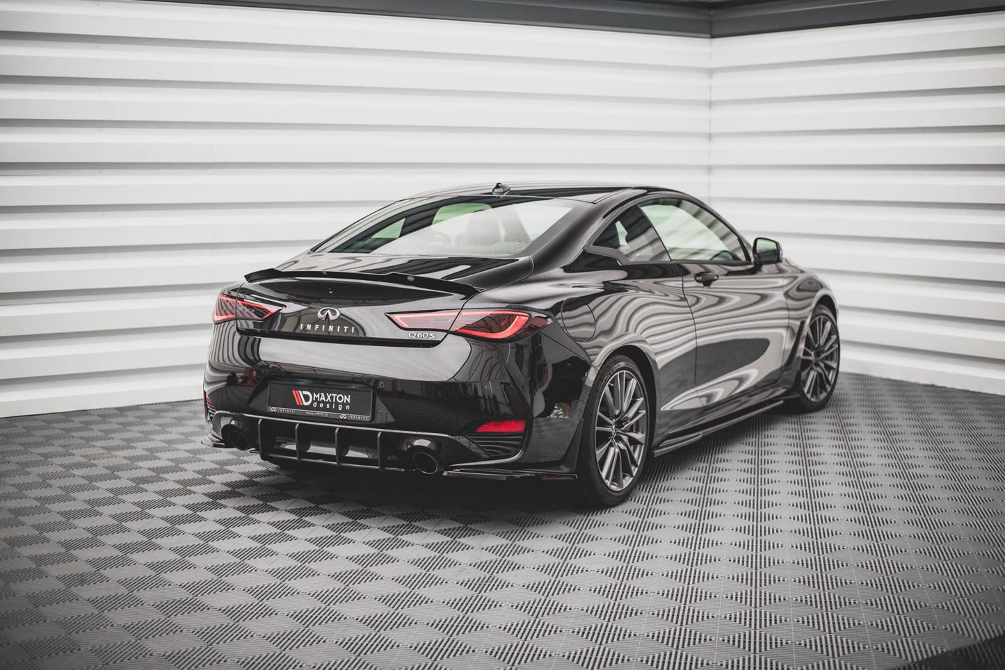 Bagerste sidesplitter Infiniti Q60 S Mk2