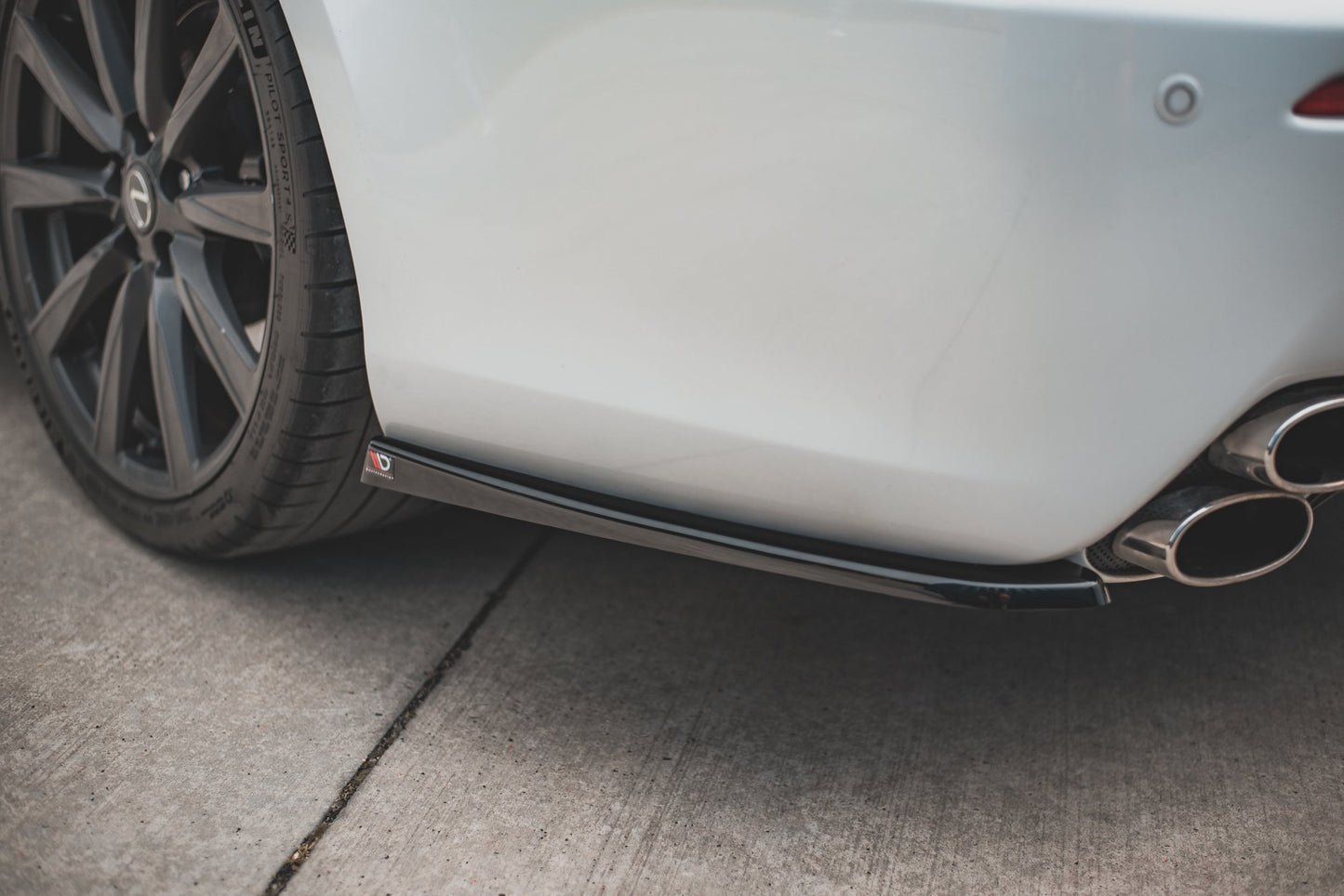 Bagerste sidesplitter Lexus IS F Mk2