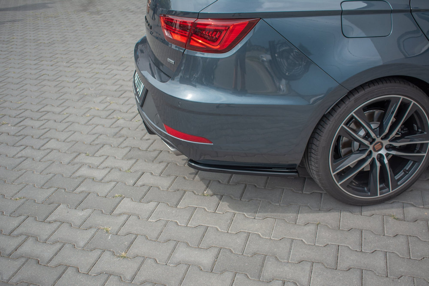 Bagerste sidesplitter V.1 Seat Leon Cupra Mk3 FL Sportstourer