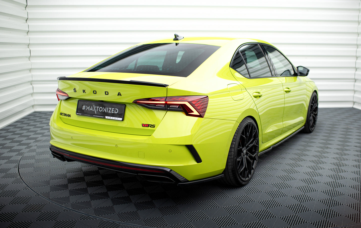 Bagerste sidesplitter V.1 Skoda Octavia RS Mk4
