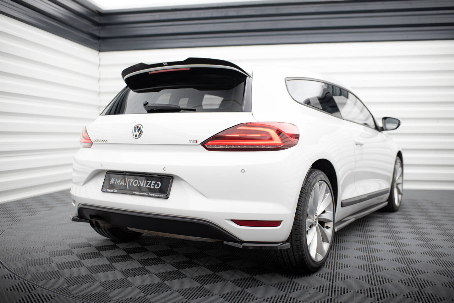 Bagerste sidesplitter V.1 Volkswagen Scirocco Mk3 Facelift