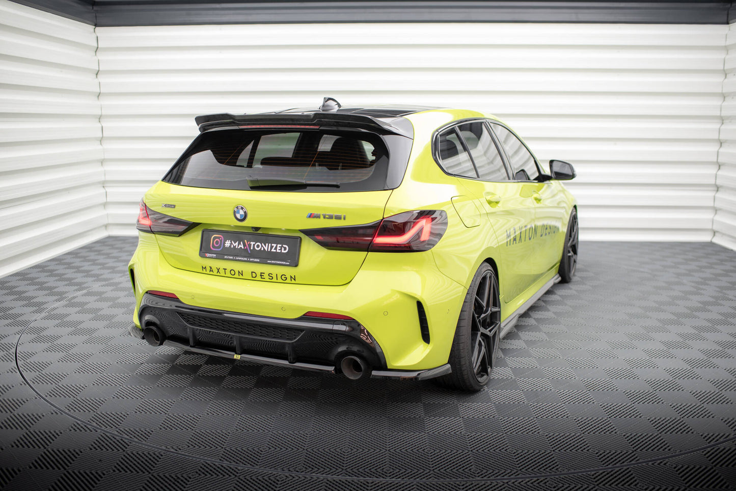 Bagerste sidesplitter V.11 BMW 1 M-Pack / M135i F40
