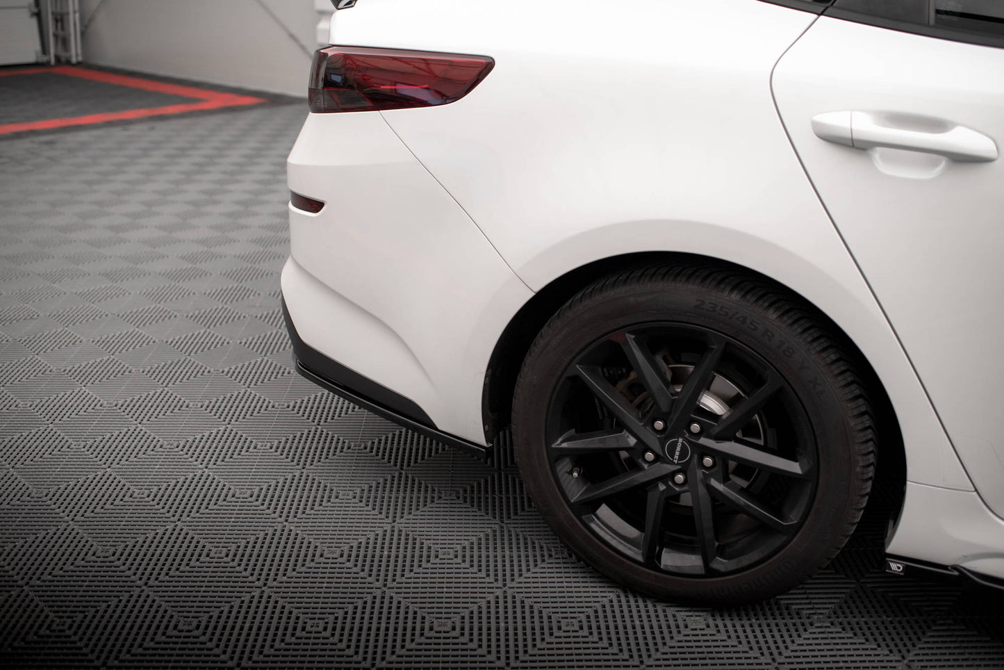 Bagerste sidesplitter V.2 Kia Optima Mk4 Facelift