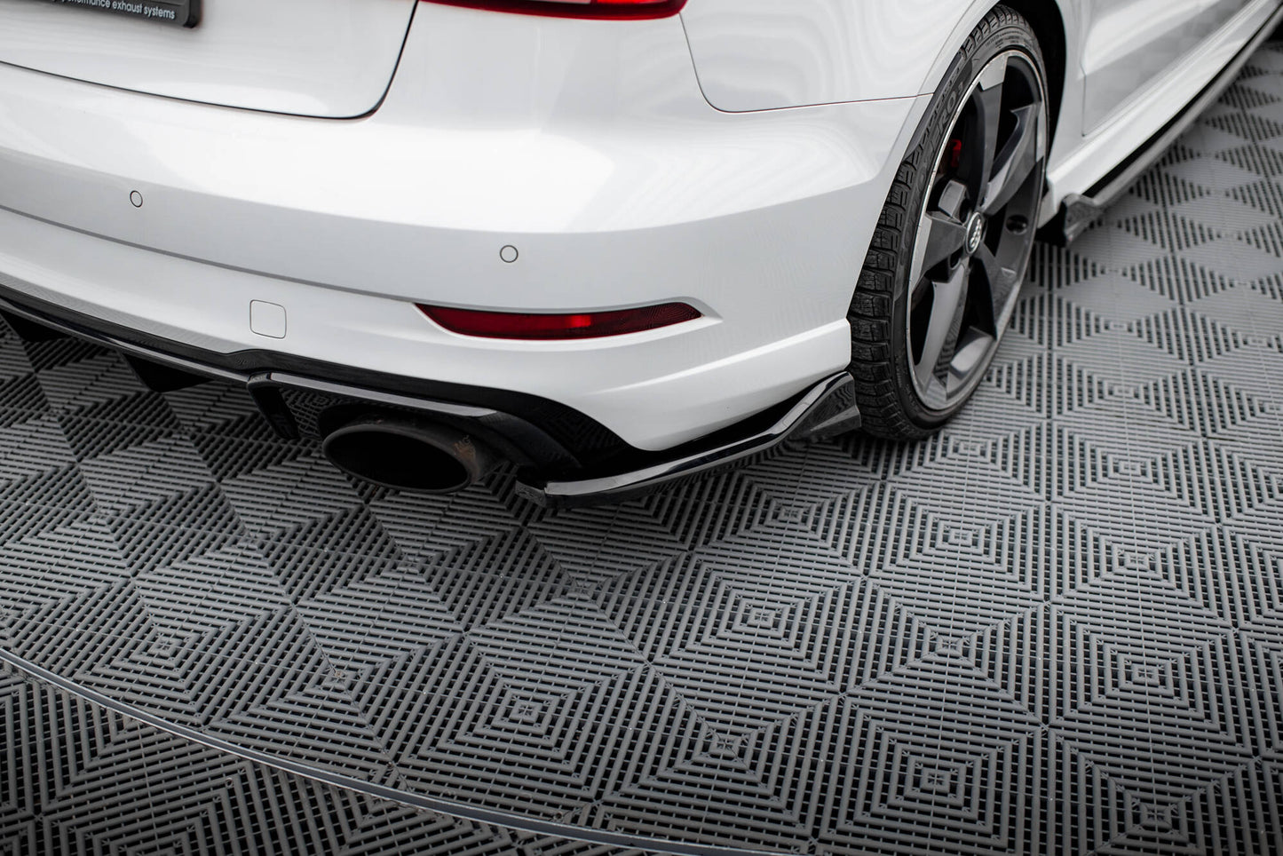 Bagerste sidesplitter V.3 Audi RS3 Sedan 8V Facelift