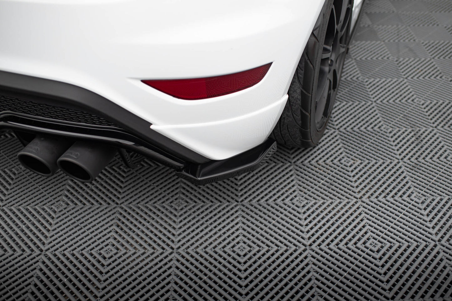 Bagerste sidesplitter V.3 Ford Fiesta ST Mk7 Facelift