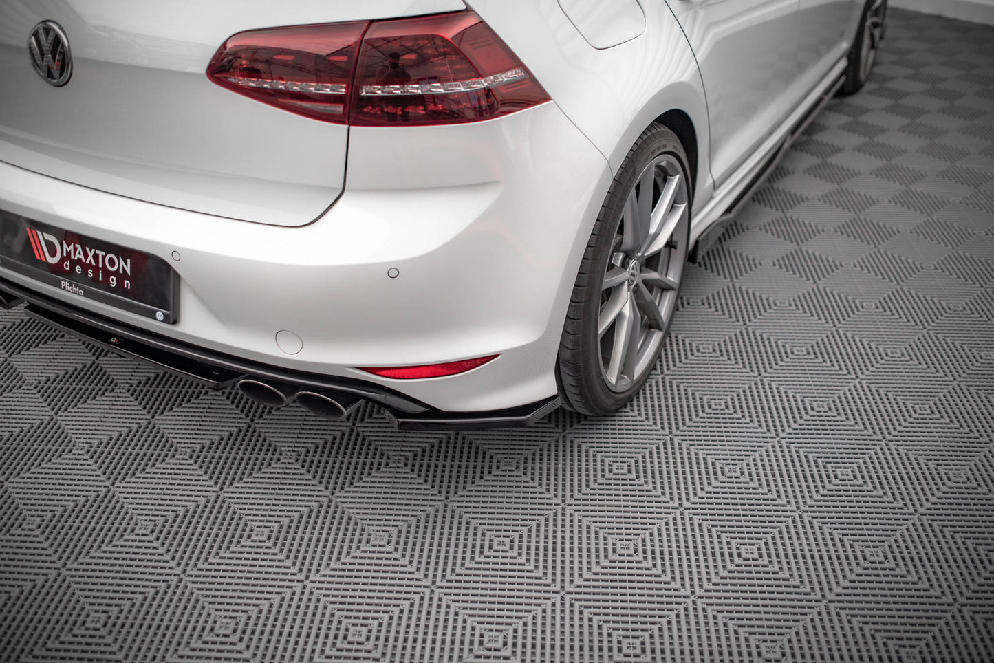 Bagerste sidesplitter V.3 Volkswagen Golf R Mk7