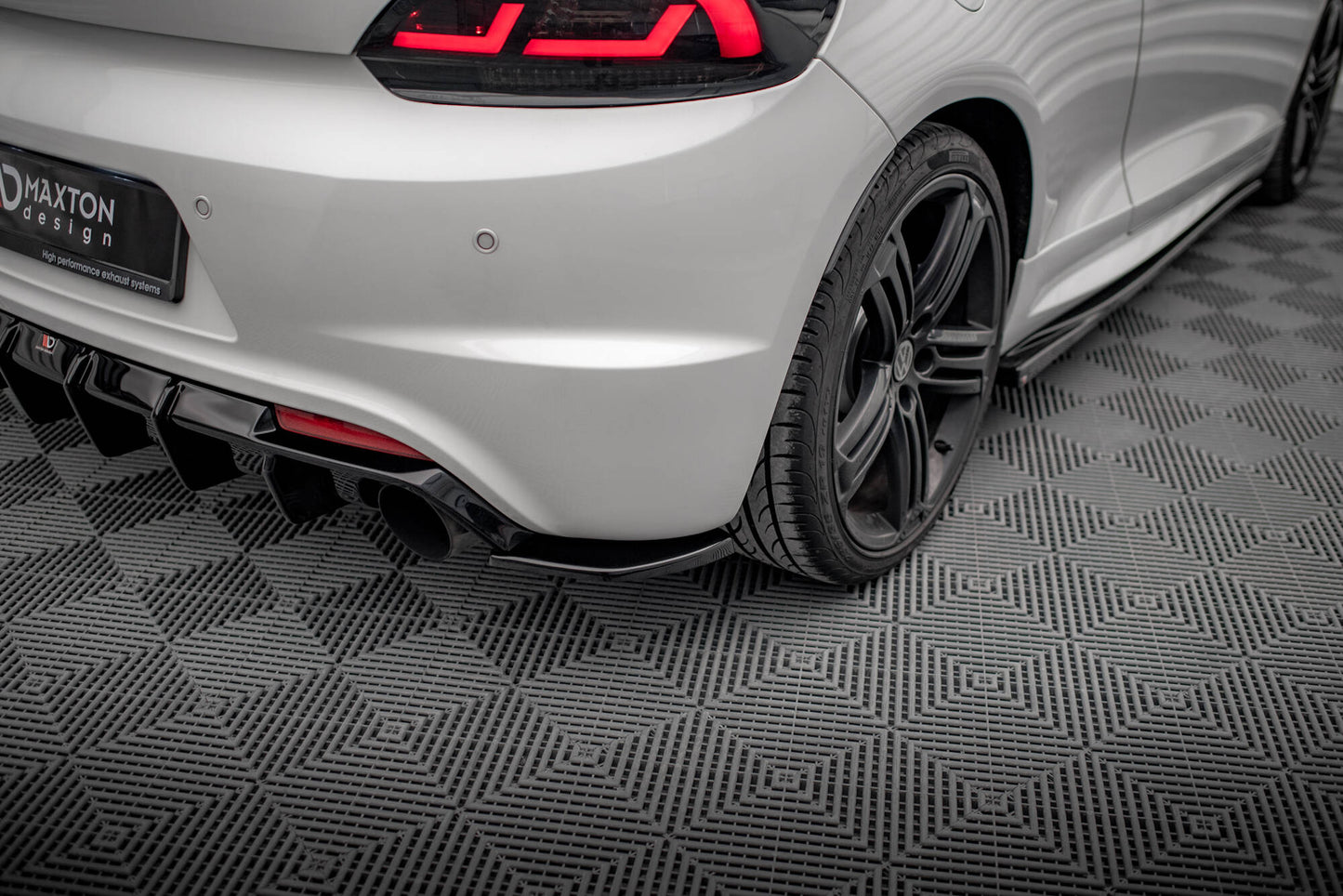 Bagerste sidesplitter V.3 Volkswagen Scirocco R Mk3