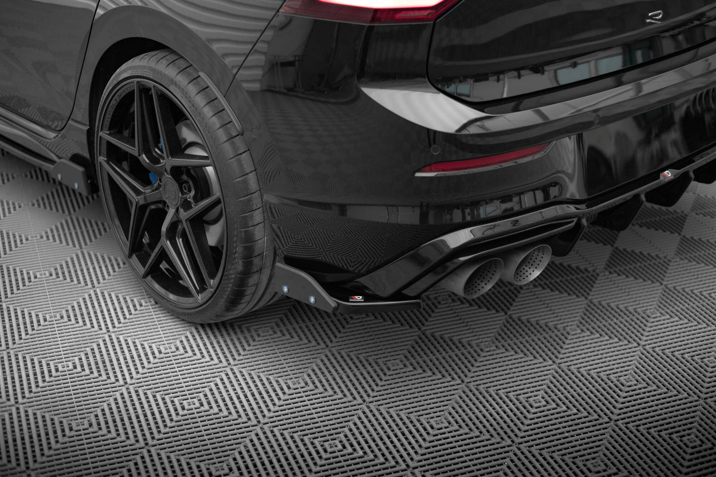 Bagerste sidesplitter V.6 + Flaps Volkswagen Golf R Mk8