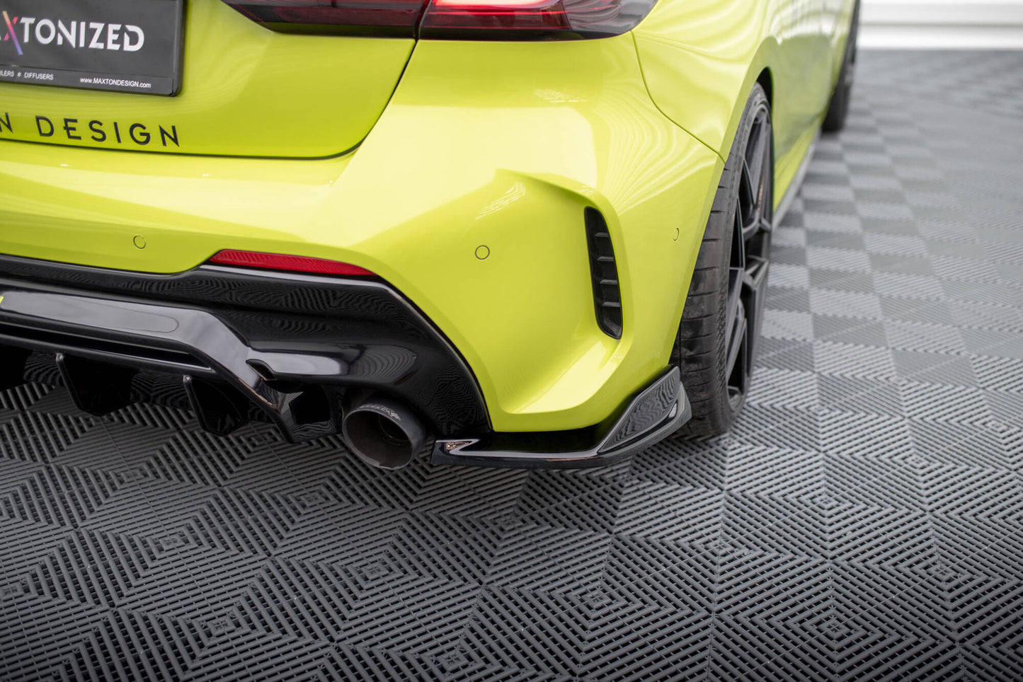 Bagerste sidesplitter V.8 (Til Bagerste diffuser v.1) BMW 1 M-Pack / M135i / 128ti F40