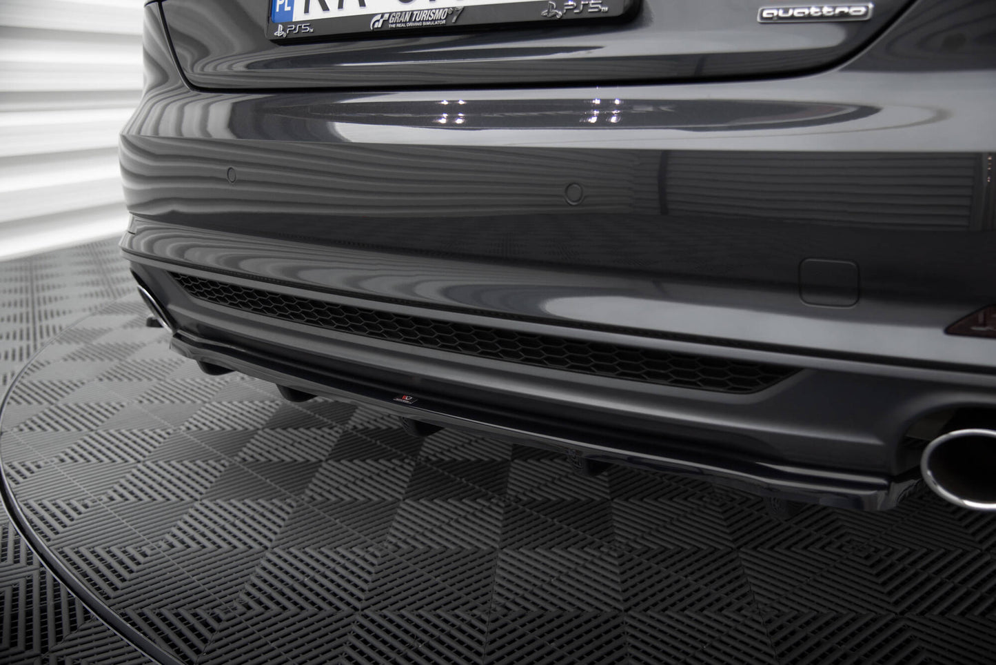 Bagerste splitter Audi A5 S-Line F5 Coupe / Sportback (med vertikale bars)