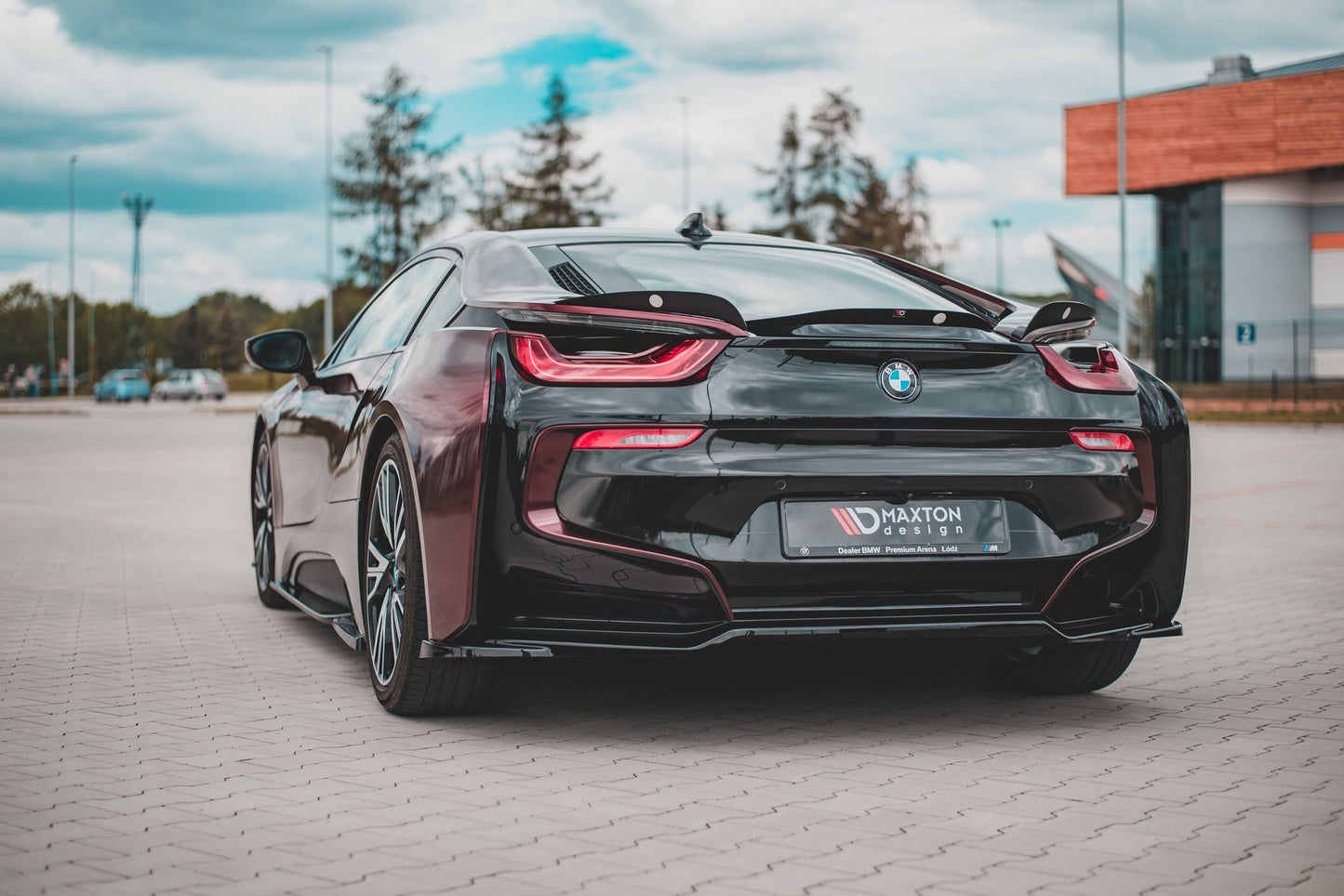 Bagerste splitter BMW i8