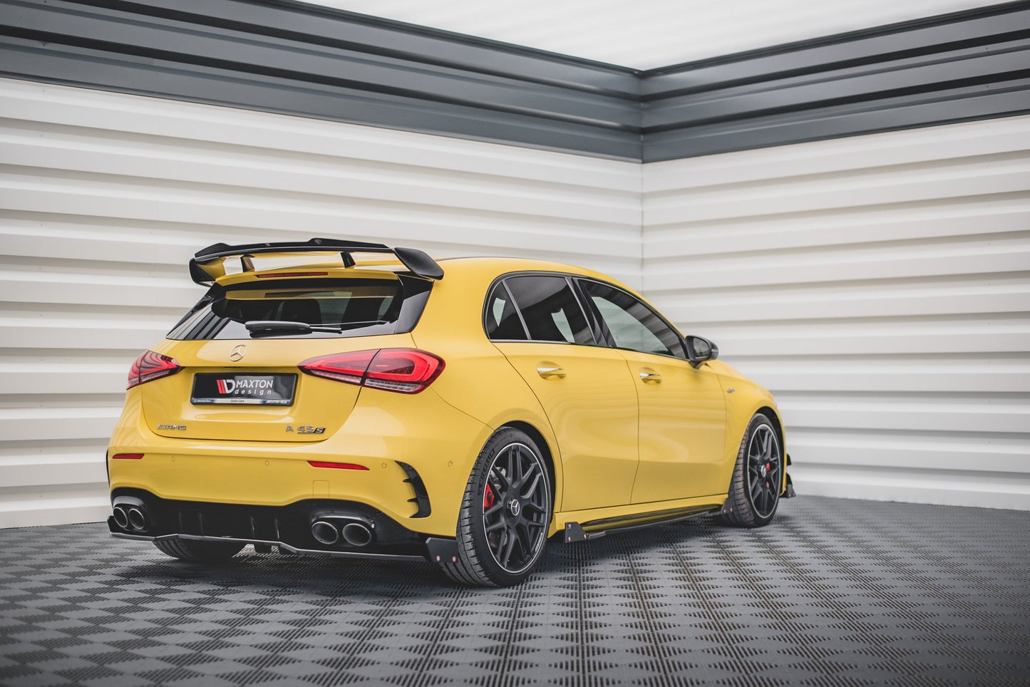 Bagerste splitter + Flaps til Mercedes-AMG A 45 S Aero Pack W177