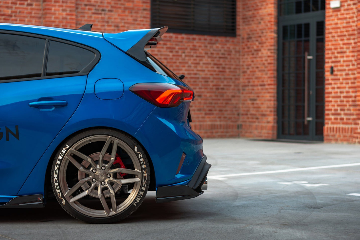 Bagerste splitter Ford Focus Hatchback St-line Mk4