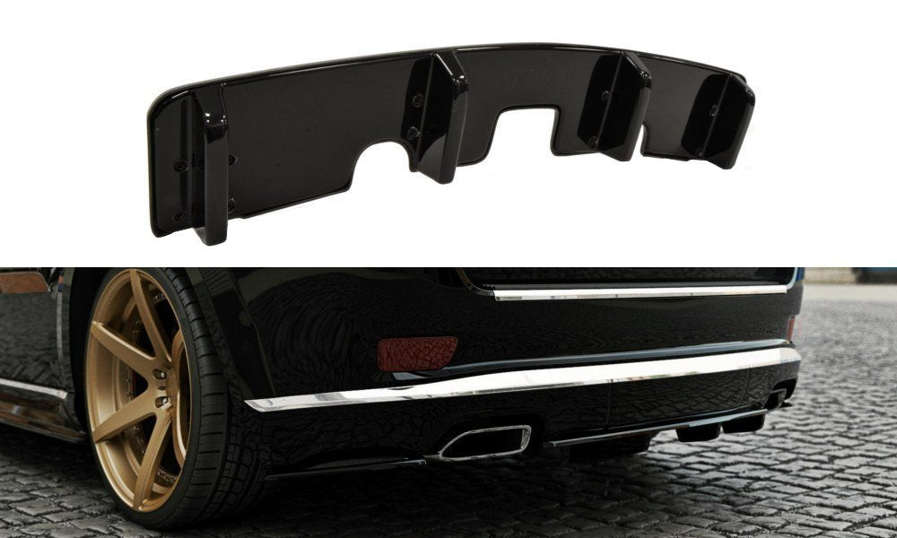 Bagerste splitter Jeep Grand Cherokee WK2 Summit FACELIFT (Med en vertikal bar)
