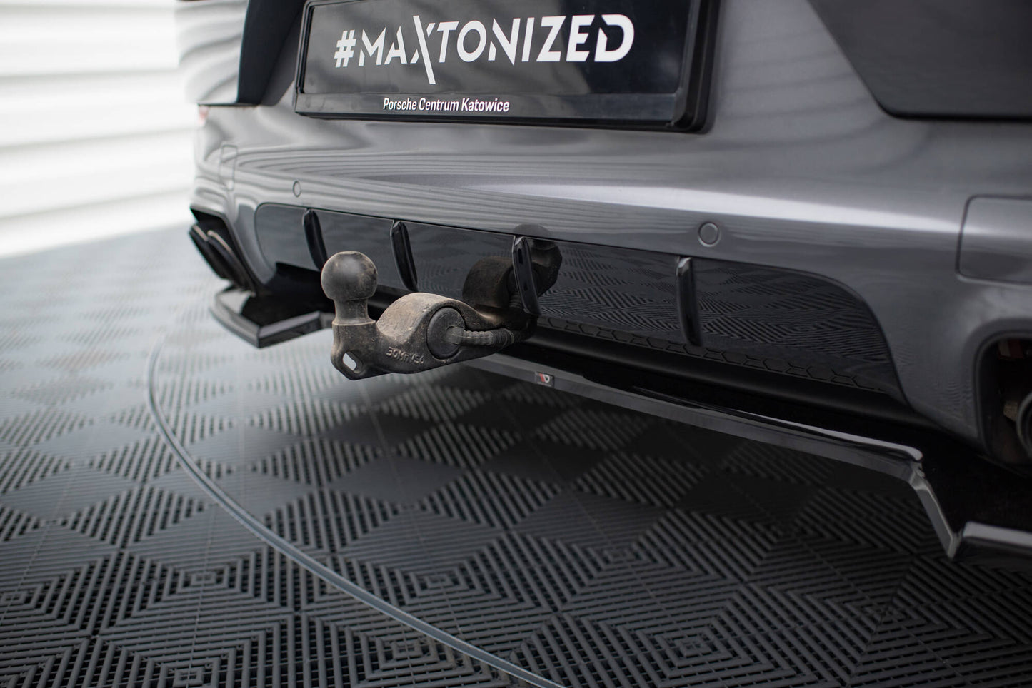 Bagerste splitter Porsche Cayenne SUV / Coupe Mk3 Facelift