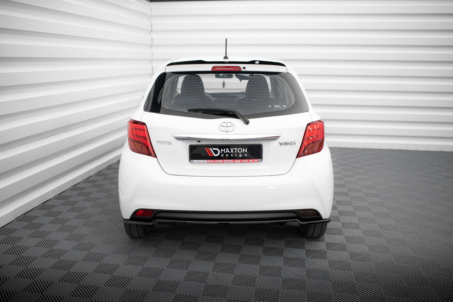 Bagerste splitter Toyota Yaris Mk3 Facelift