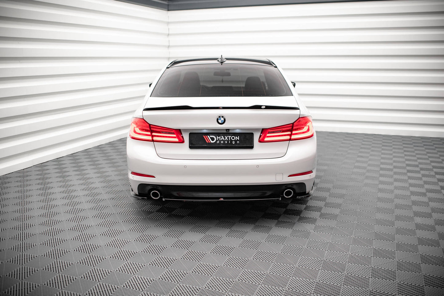 Bagerste splitter til BMW 5 Sedan G30