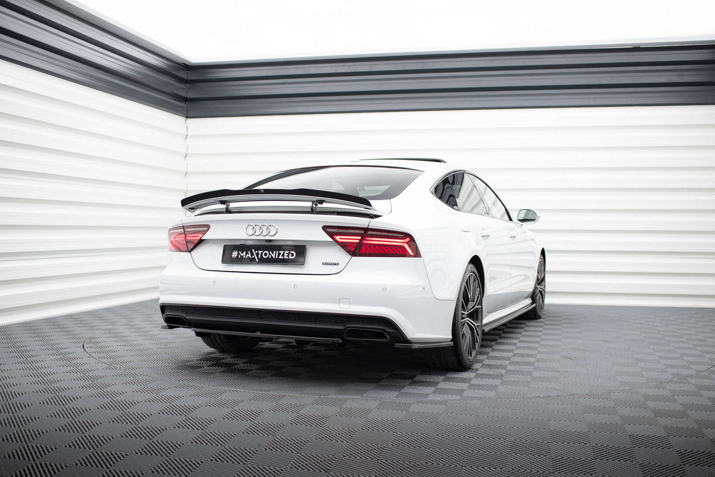Bagerste splitter (med vertikale bars) Audi A7 S-Line C7 Facelift