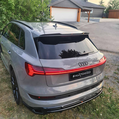 Bagerste splitter (med vertikale bars) Audi e-Tron S-Line