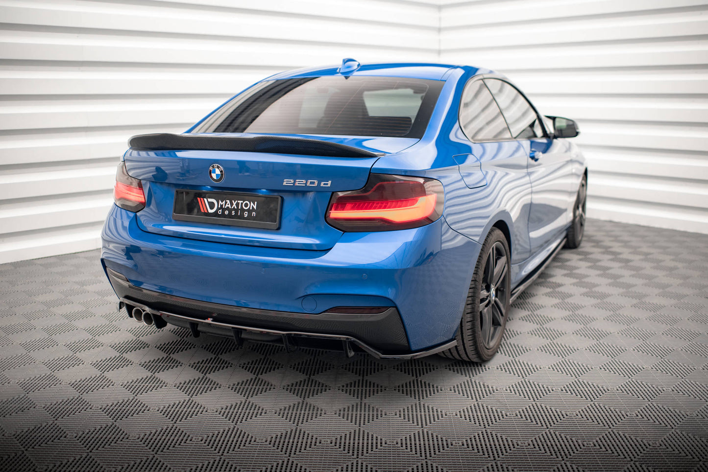 Bagerste splitter (med vertikale bars) BMW 2 M-Pack F22