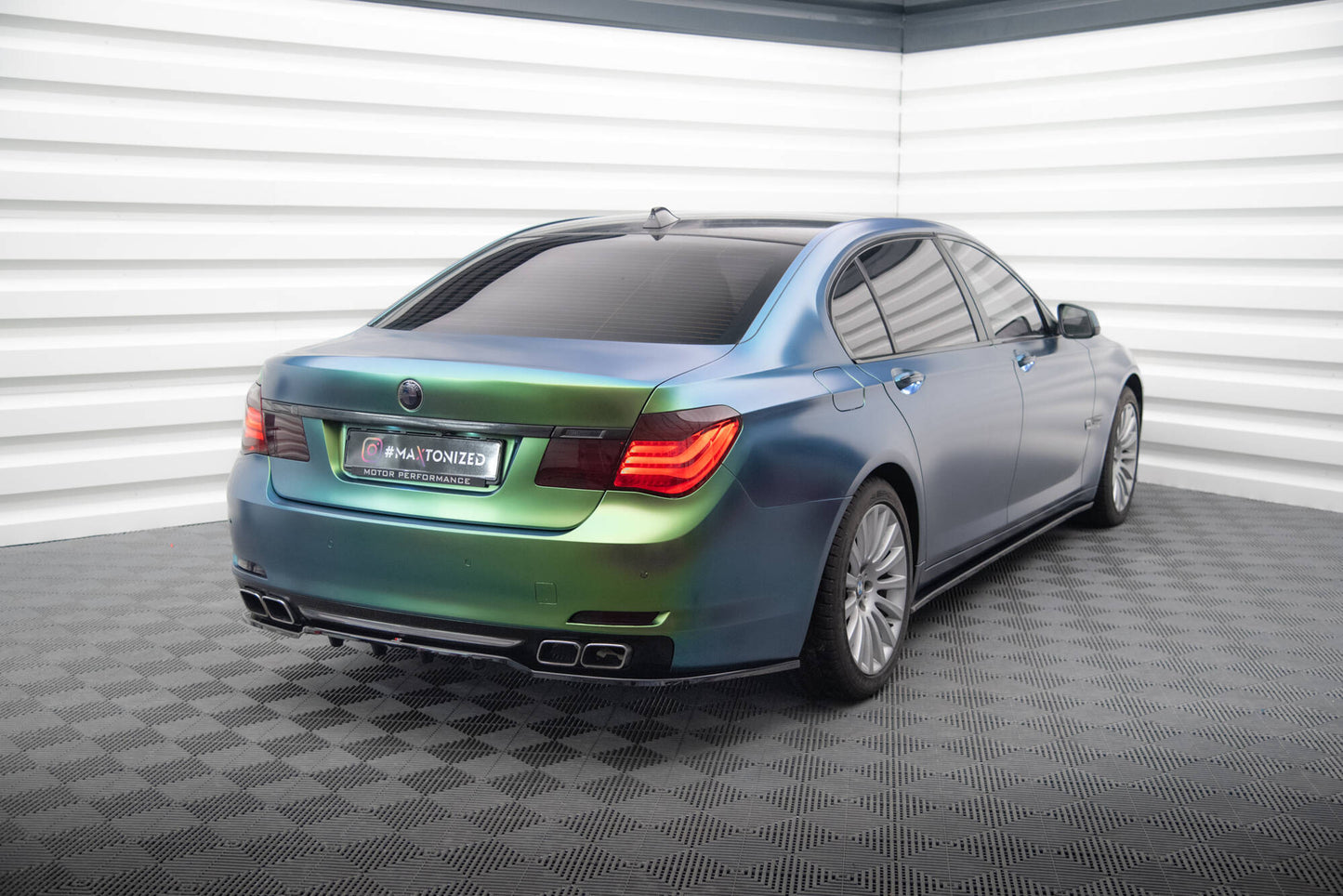 Bagerste splitter (med vertikale bars) BMW 7 F01
