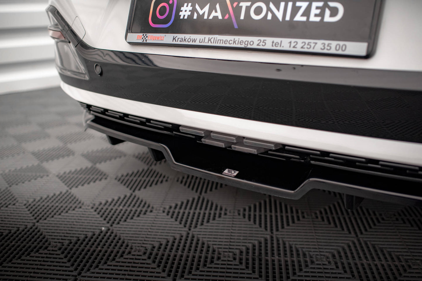 Bagerste splitter (med vertikale bars) Kia EV6 GT-Line Mk1