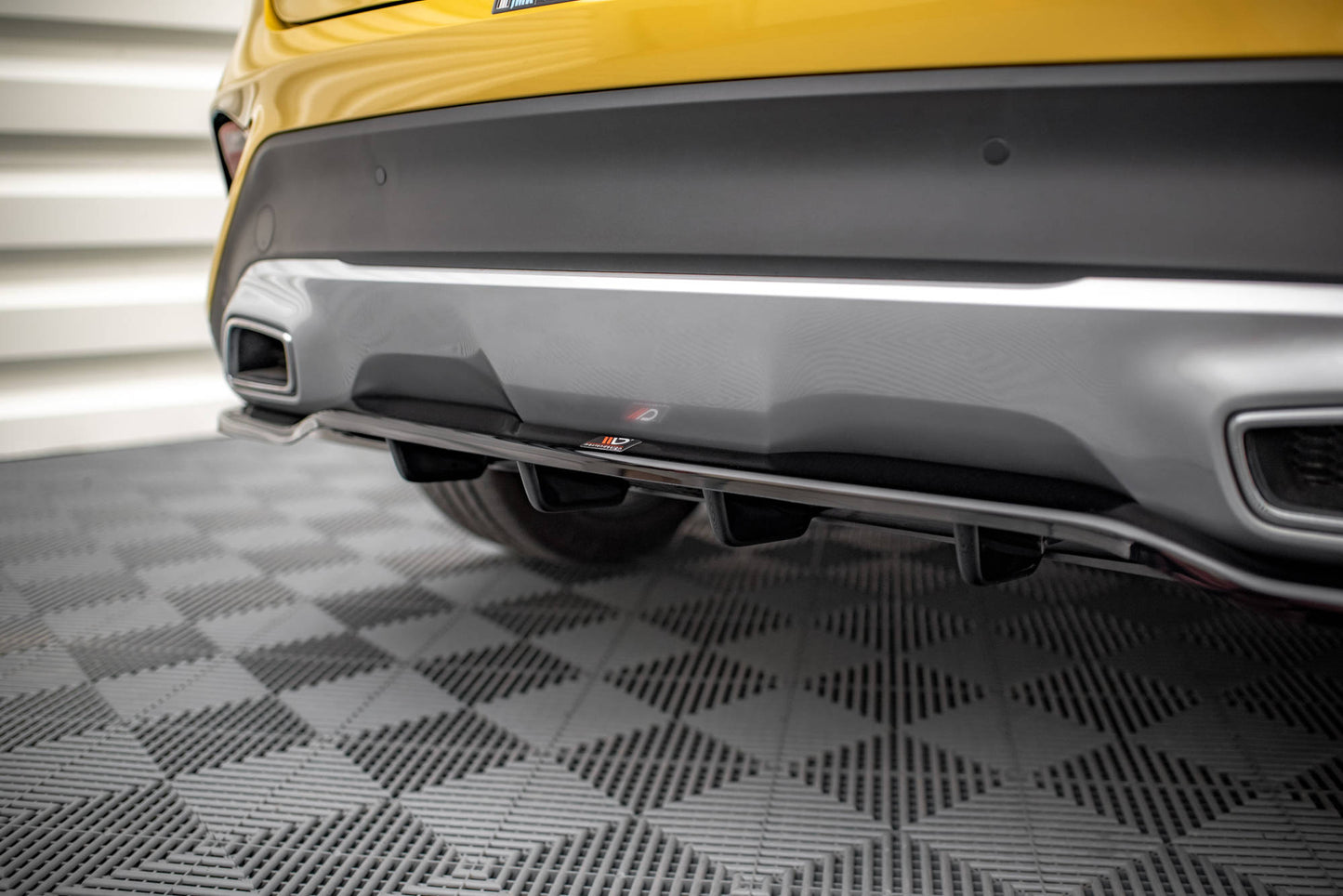 Bagerste splitter (med vertikale bars) Kia XCeed Mk1