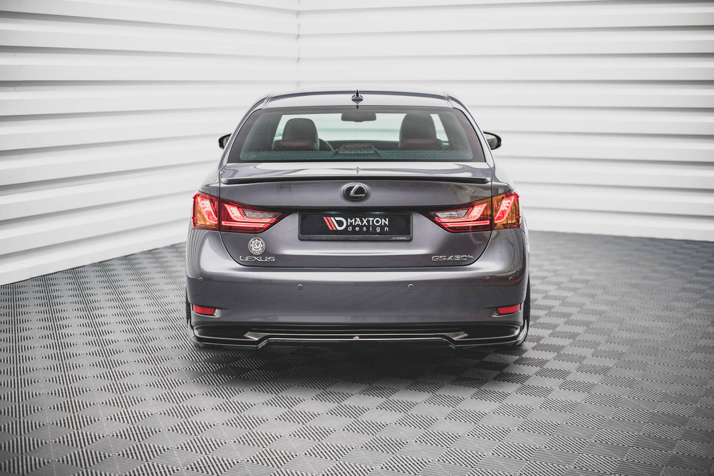 Bagerste splitter (med vertikale bars) Lexus GS F Sport Hybrid Mk4 (L10)